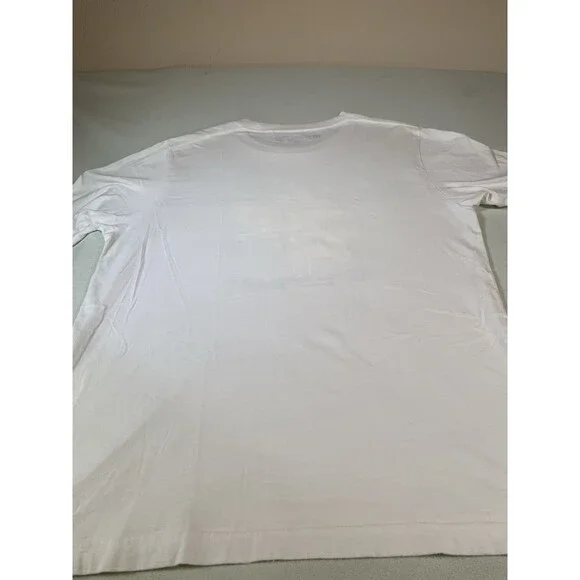 UNIQLO UT Pokemon Meets Artist Magna Pikachu White T-Shirt Large Unisex